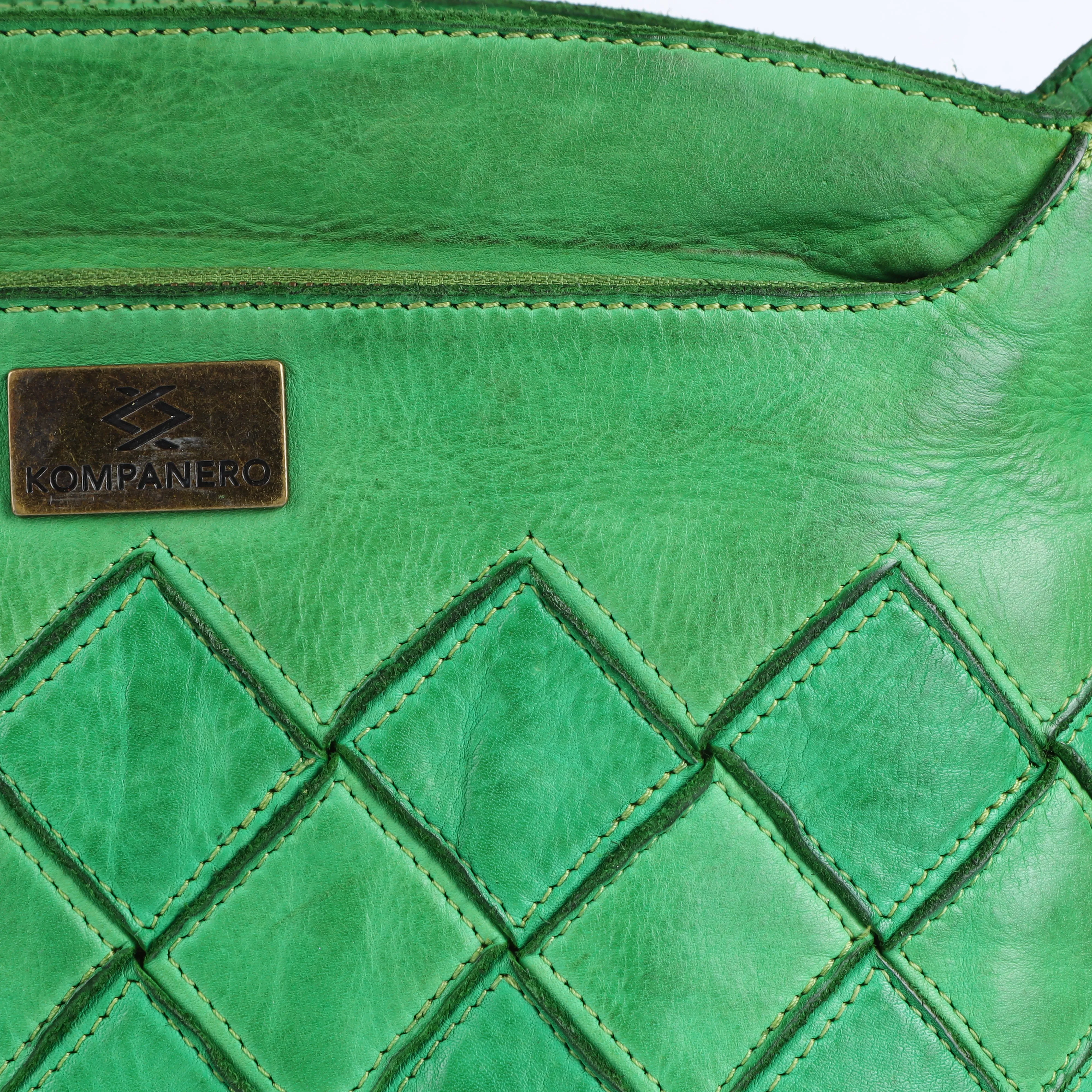 Aria - The Slingbag