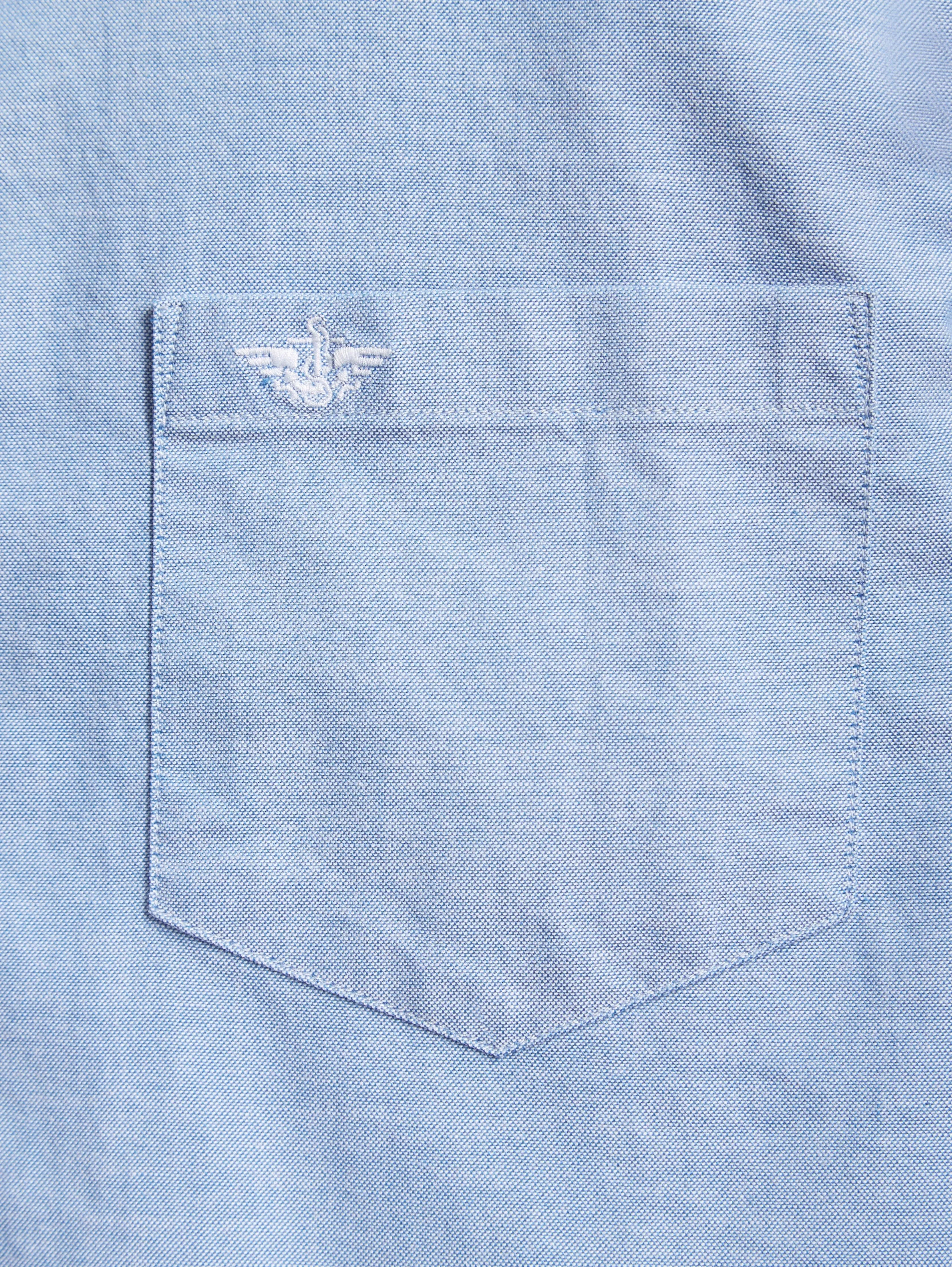 Camisa Slim Fit Cuello 2 Botones