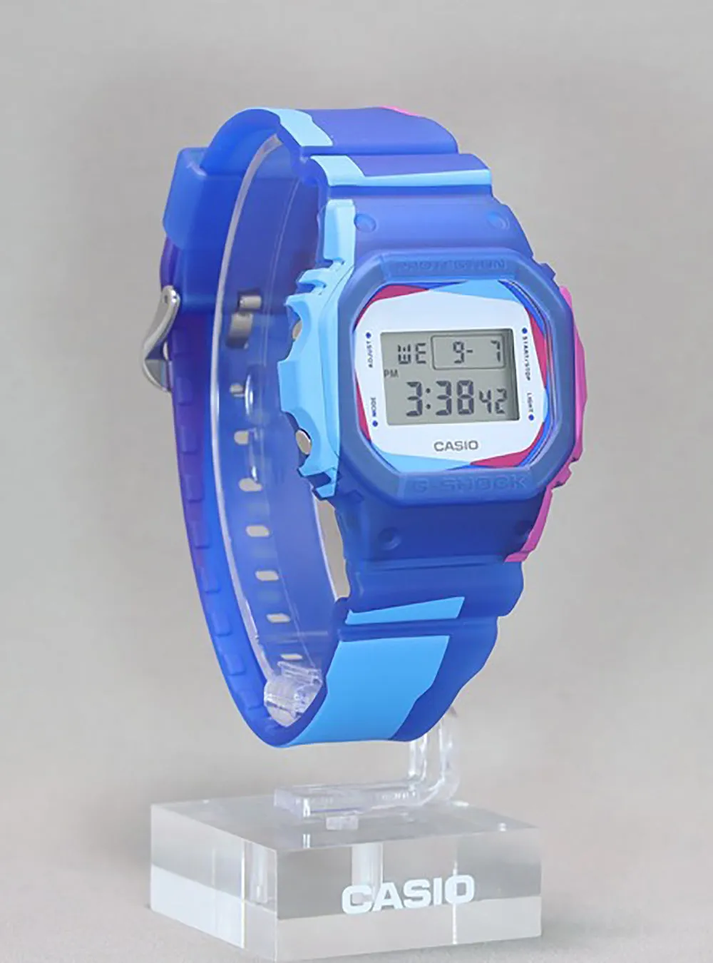 CASIO G-SHOCK DIGITAL OVER PRINT DWE-5600PR-2JR JDM