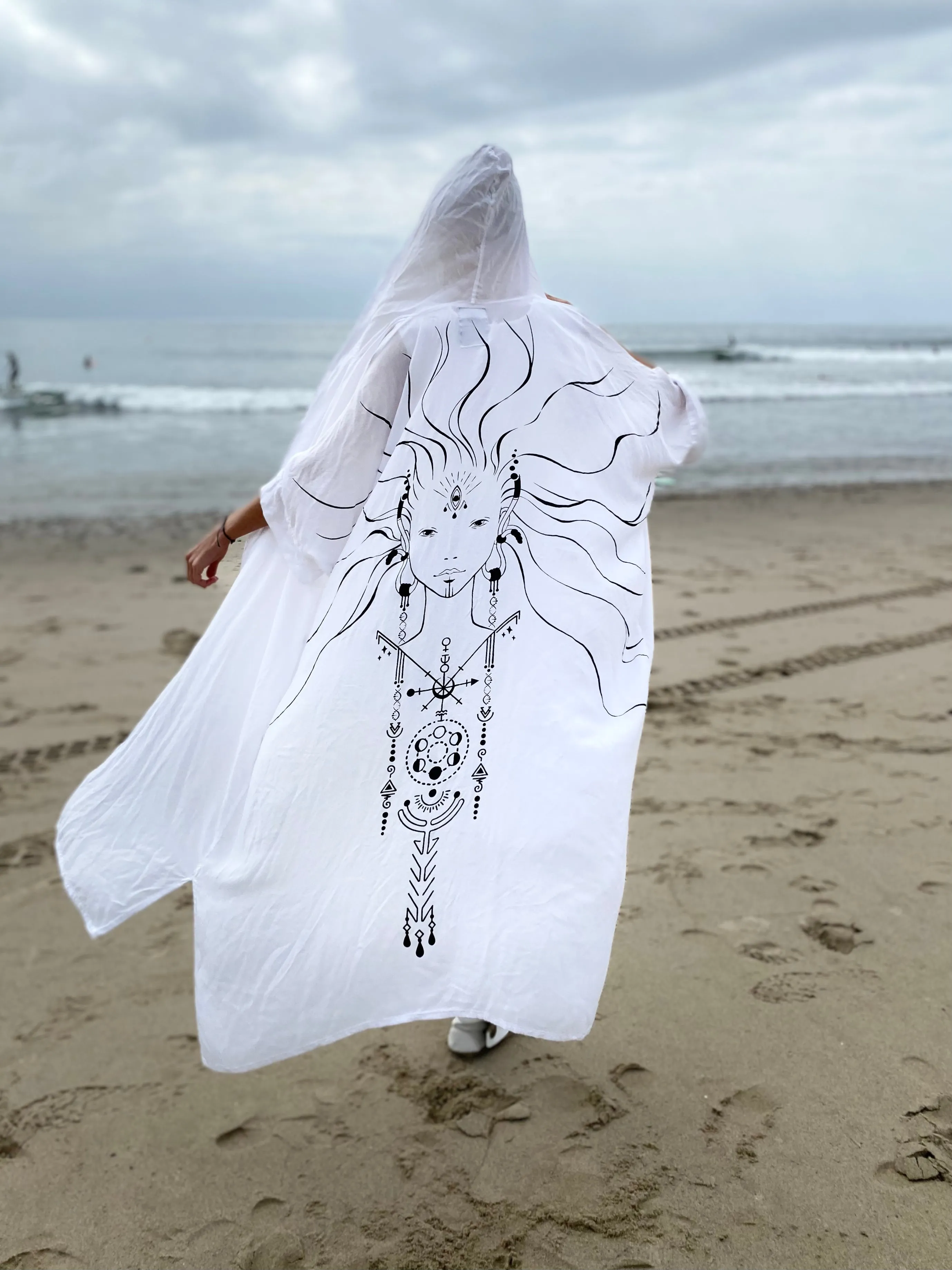 Celestial Spirit | White Kimono | Her