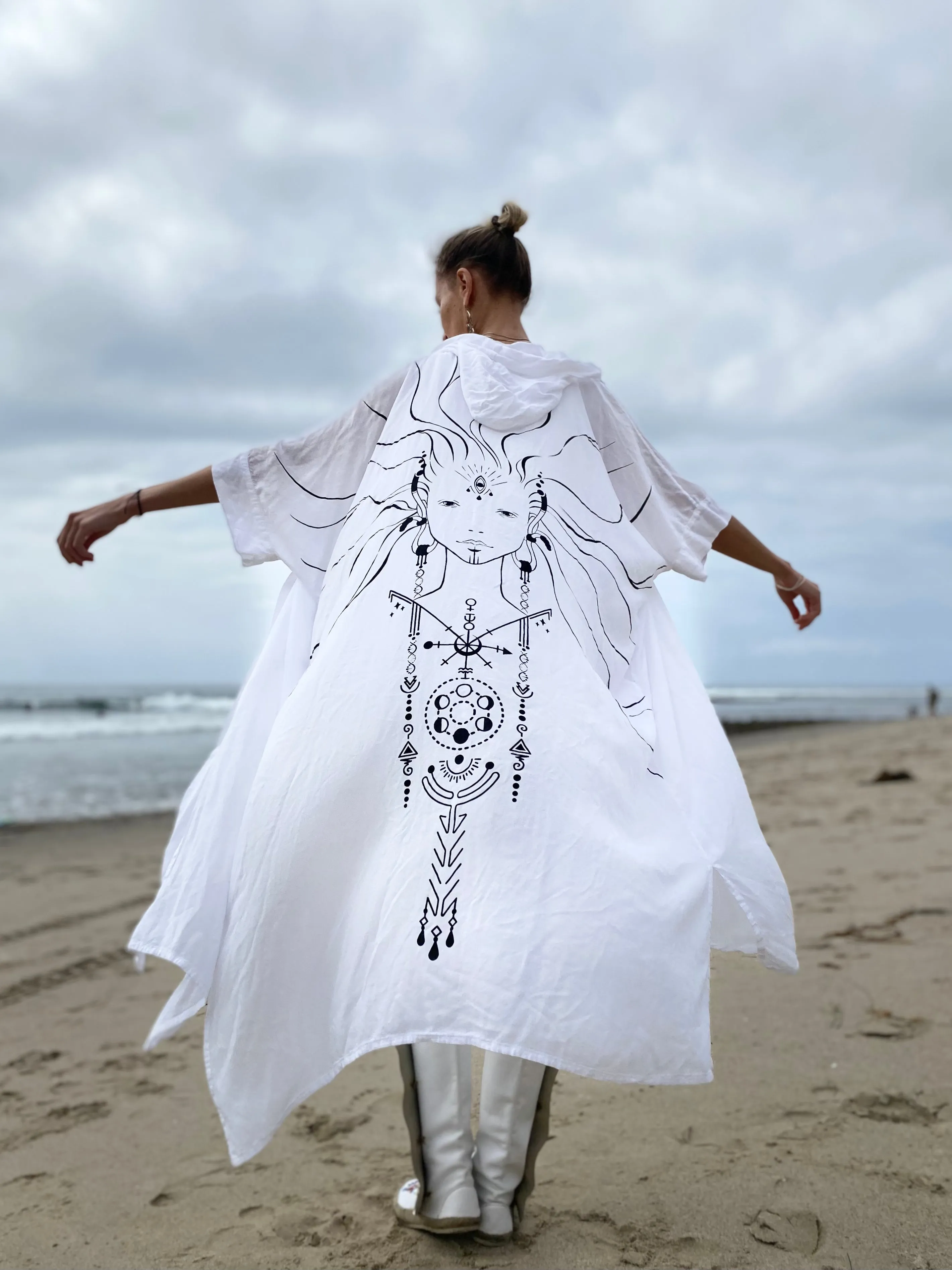 Celestial Spirit | White Kimono | Her
