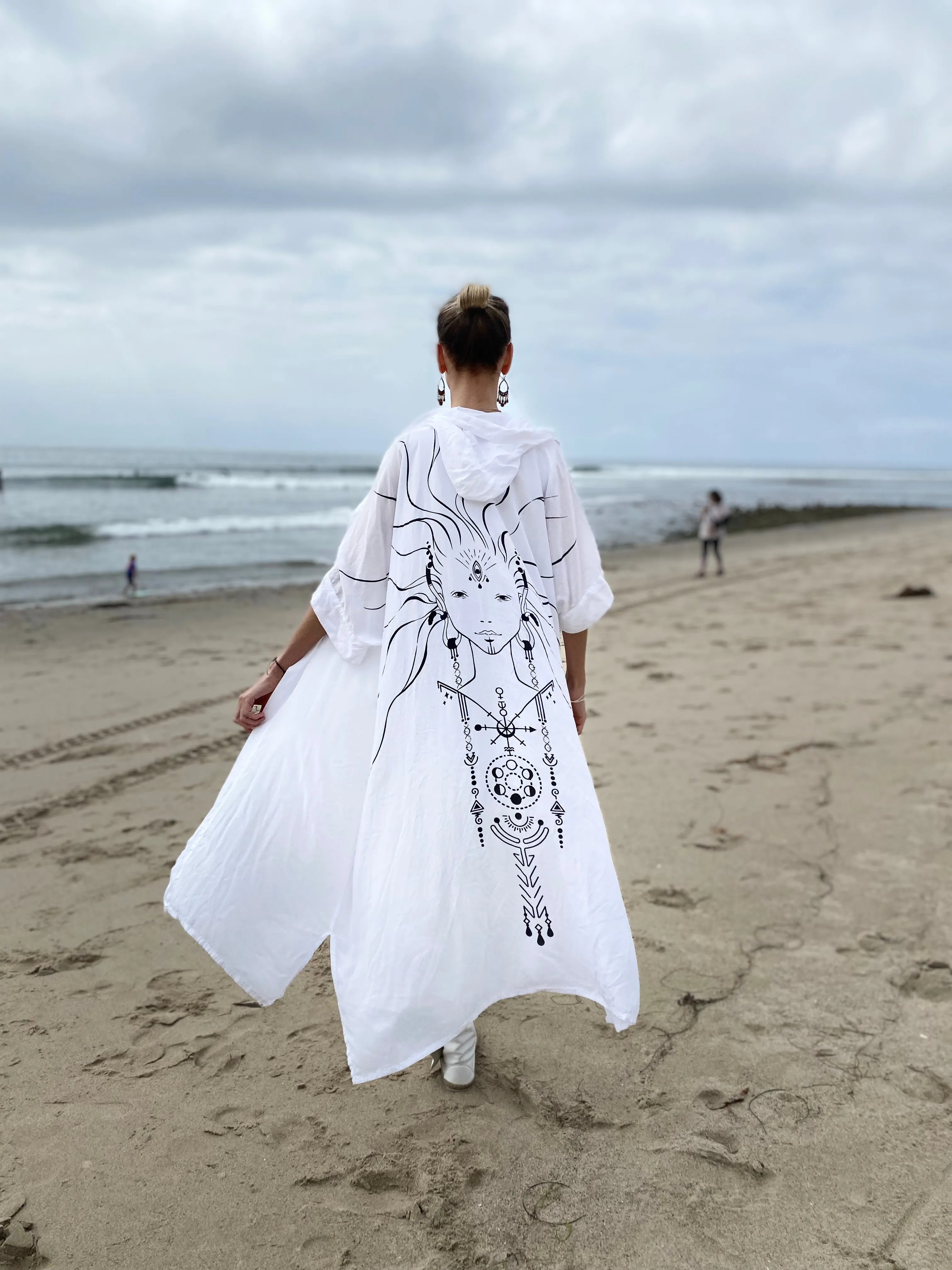 Celestial Spirit | White Kimono | Her