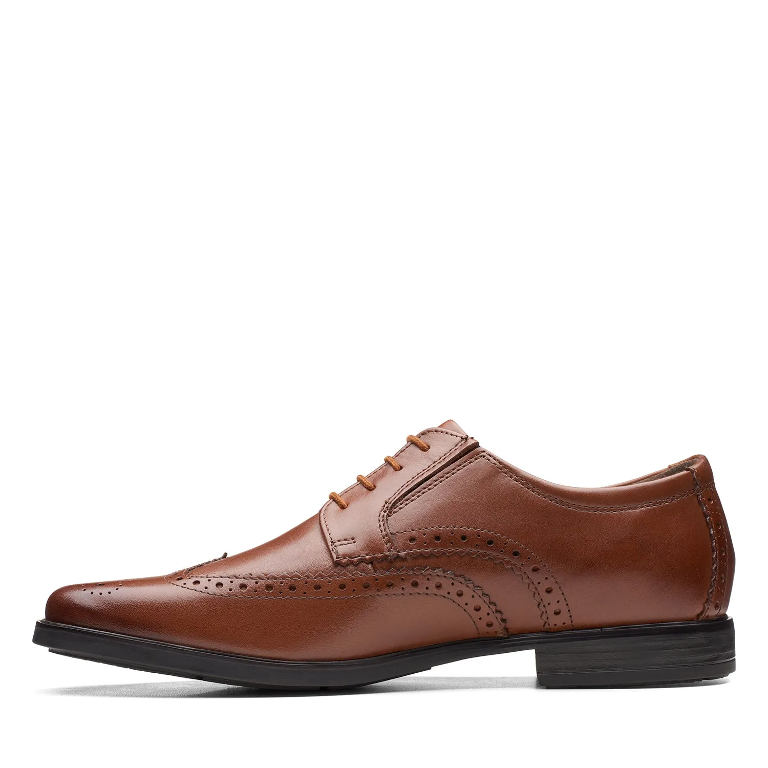 CLARKS  HOWARD WING (STANDARD FIT)