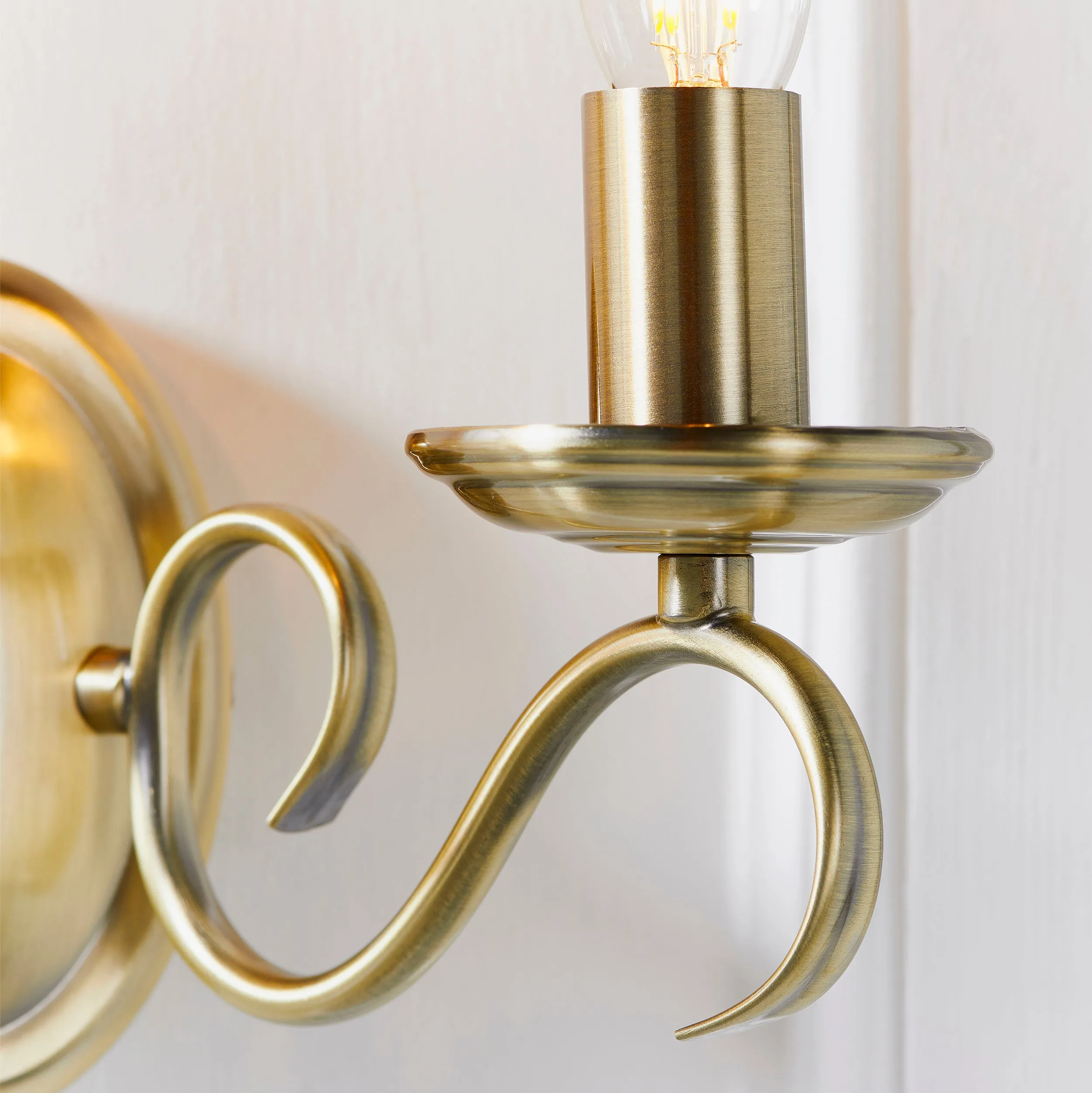 Endon 2030-2AN Bernice 2lt Wall Antique brass plate 2 x 60W E14 candle (Required)