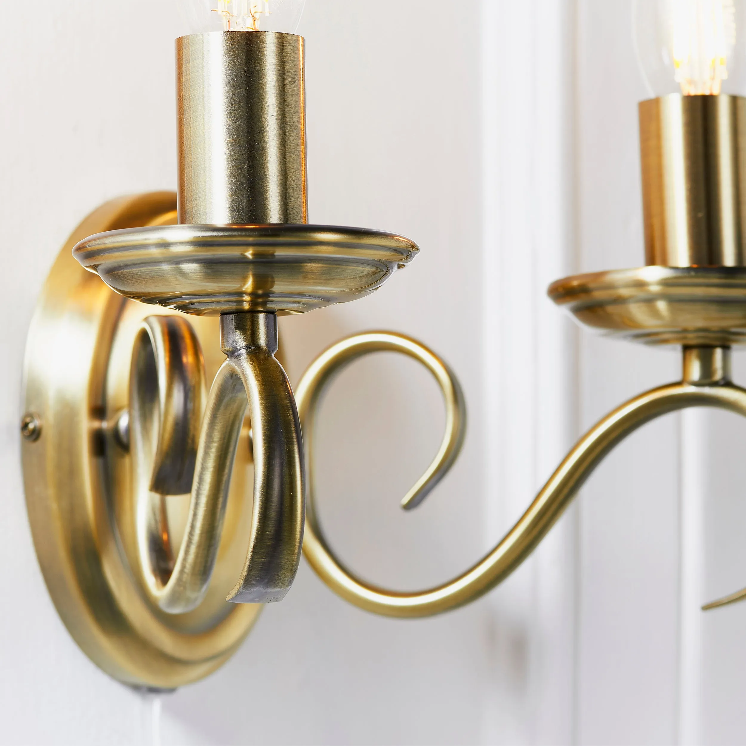 Endon 2030-2AN Bernice 2lt Wall Antique brass plate 2 x 60W E14 candle (Required)