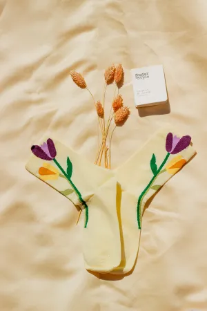 Flower Illustrated Ankle Top Socks