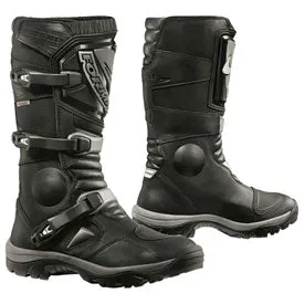 FORMA ADVENTURE BOOTS