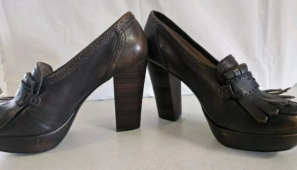 Frye Naiya Kiltie Moc Leather Heels – Size 39 (8) – Brown
