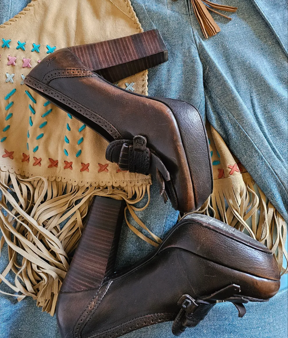 Frye Naiya Kiltie Moc Leather Heels – Size 39 (8) – Brown