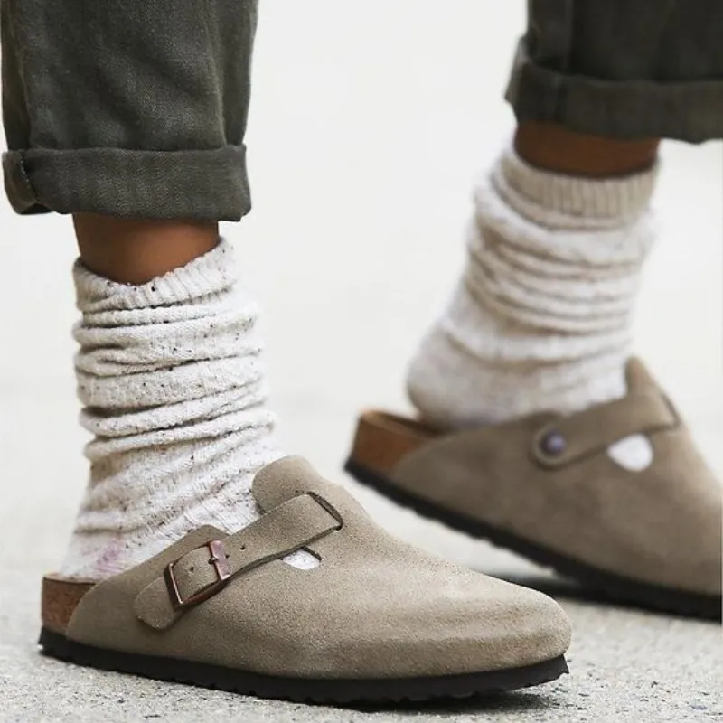 Luxus am Fuß: Die Exklusiven Unisex Leder Boston Sandalen von MeisterSchritt